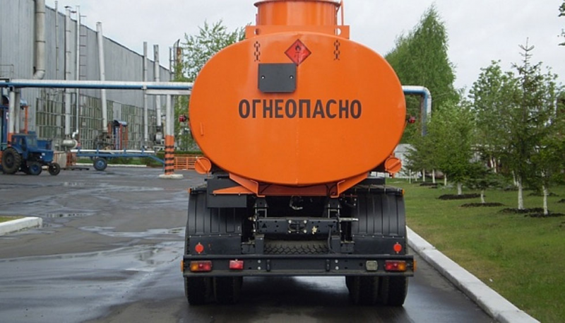 НефАЗ 5633-1010-15 Емкостно-наливная техника (автоцистерна)